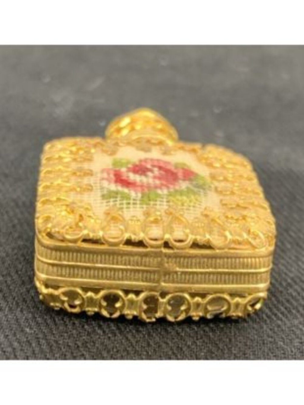 Pompadour Glass Perfume Bottle Petit Point Filagree Miniature 1 3/8" - Picture 2 of 9